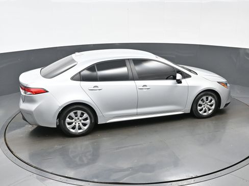Used 2024 Toyota Corolla LE FWD image 38