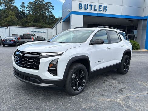 New 2026 Chevrolet Equinox LT w/ Convenience Package II image 2