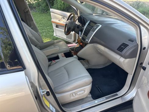 Used 2005 Lexus RX 330 AWD image 21