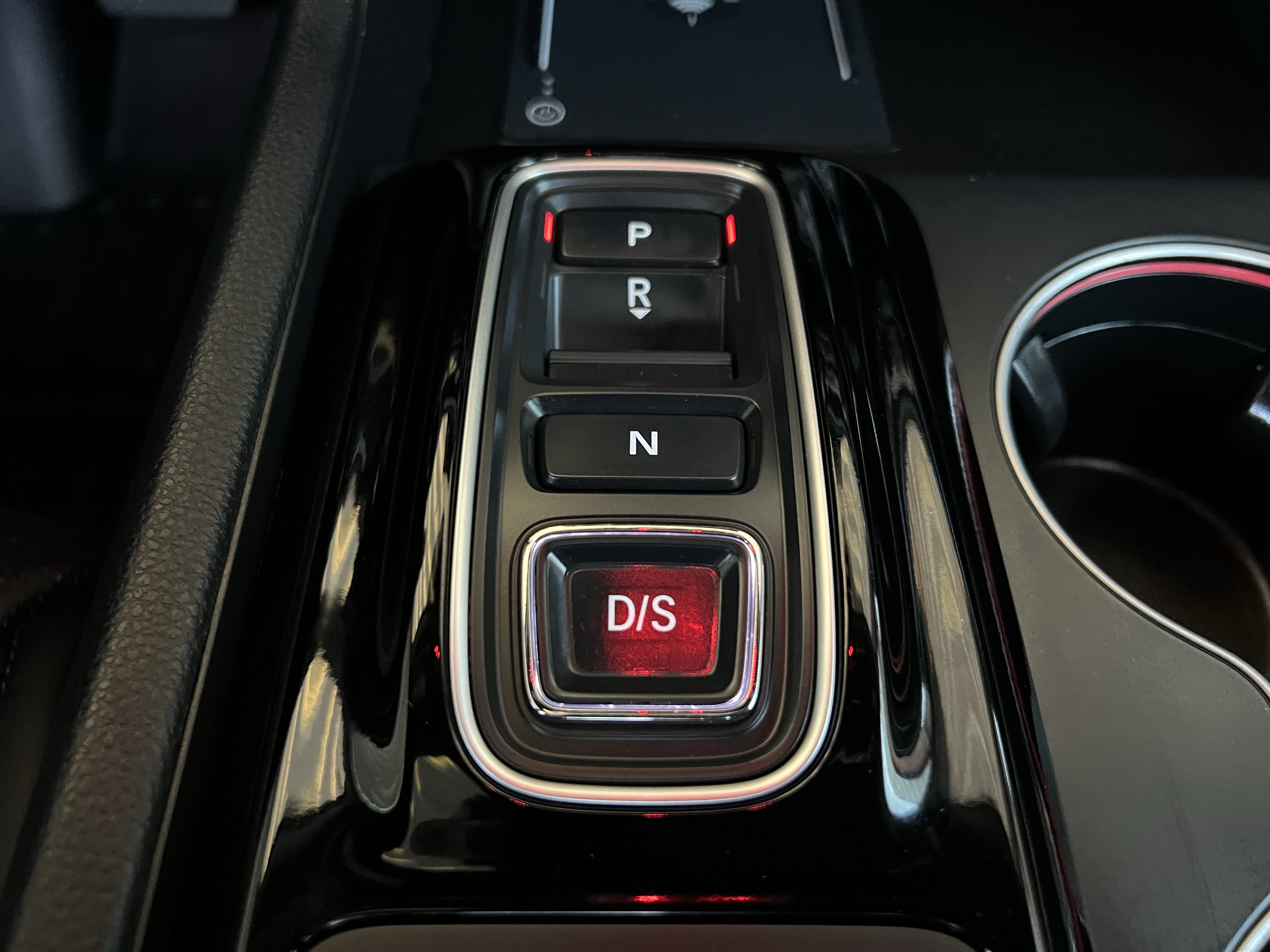 Used 2025 Honda Pilot Black Edition image 33