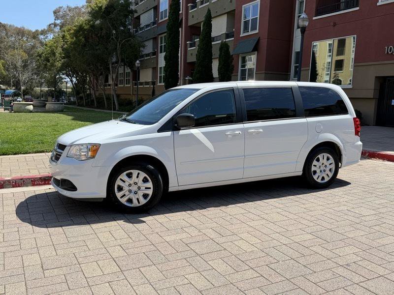 Used 2016 Dodge Grand Caravan SE w/ Quick Order Package 29E SE FWD image 7