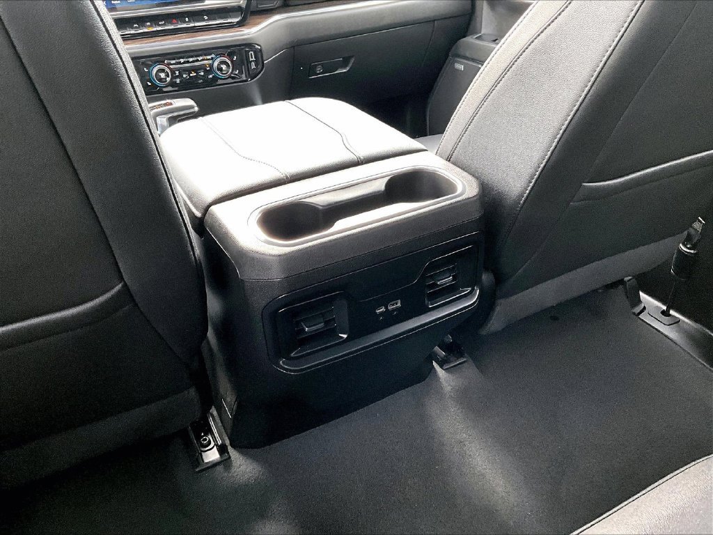 Used 2024 Chevrolet Silverado 1500 RST AWD/4WD image 14