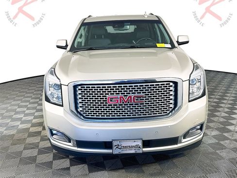 Used 2017 GMC Yukon XL Denali w/ Open Road Package image 2