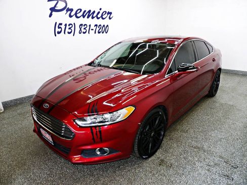 Used 2013 Ford Fusion SE FWD image 1