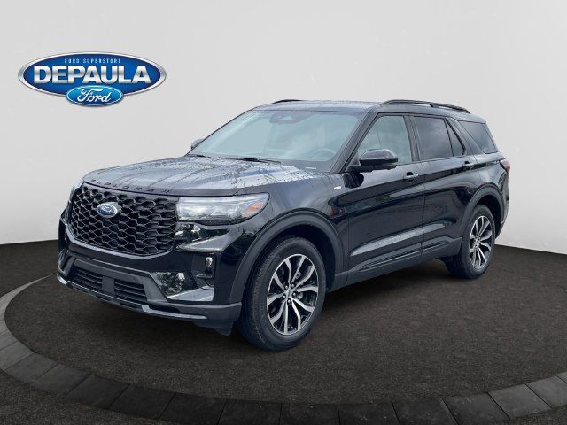 Used 2026 Ford Explorer ST-Line AWD/4WD image 1