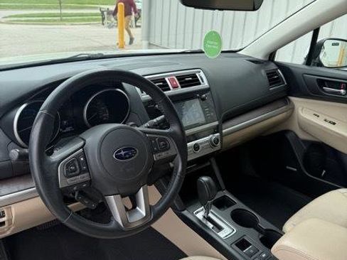 Used 2017 Subaru Outback 2.5i Limited image 12