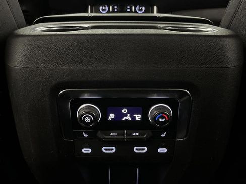 Certified 2022 Chevrolet Tahoe Z71 image 35