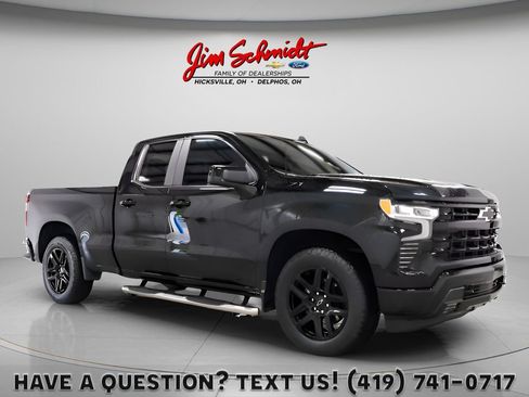 Used 2023 Chevrolet Silverado 1500 RST w/ Z71 Off-Road Package AWD/4WD image 1