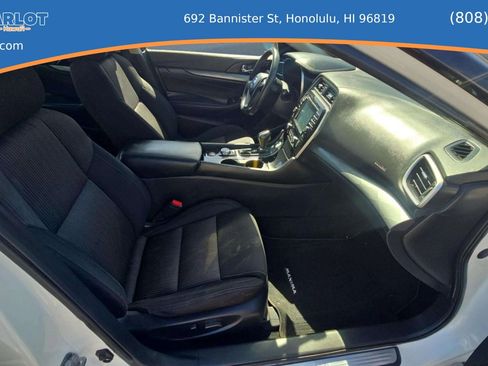 Used 2017 Nissan Maxima 3.5 S FWD image 12