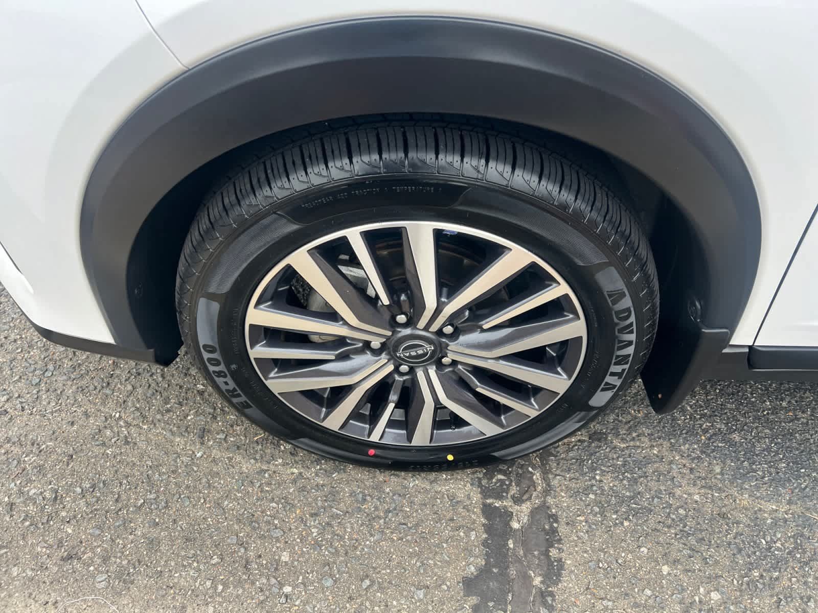 Certified 2024 Nissan Kicks SV FWD image 10