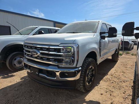 Used 2025 Ford F250 Lariat w/ Tremor Off-Road Package image 2