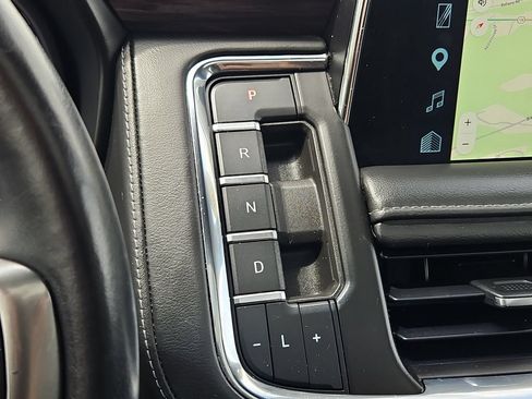 Certified 2022 Chevrolet Tahoe LT AWD/4WD image 32