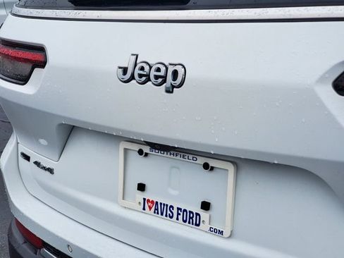 Used 2022 Jeep Grand Cherokee L Limited image 29