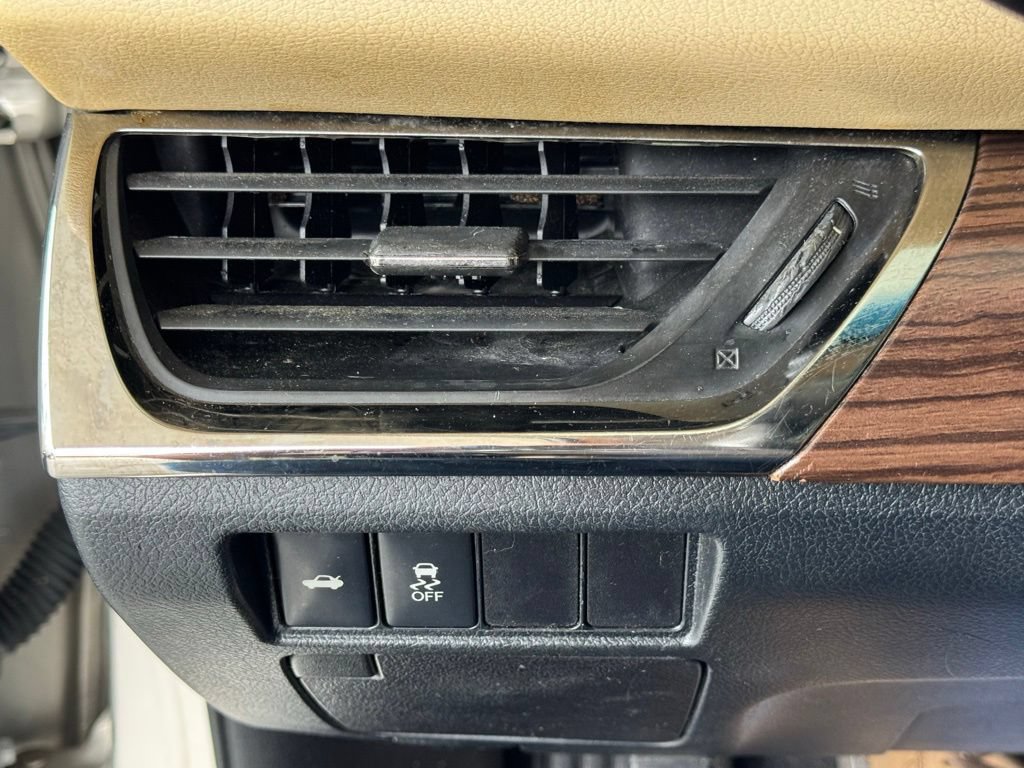 Used 2015 Toyota Avalon XLE Premium FWD image 36