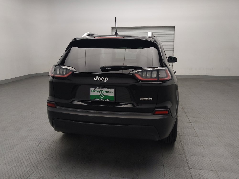 Used 2021 Jeep Cherokee Latitude w/ Mopar Interior Package FWD image 7
