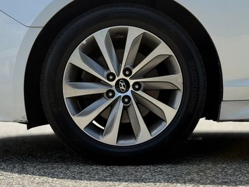Used 2016 Hyundai Sonata Sport w/ Option Group 03 FWD image 31
