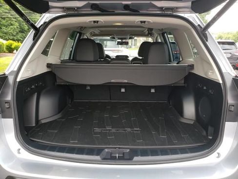 Certified 2023 Subaru Forester Limited AWD/4WD image 5