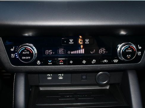 New 2026 Mitsubishi Outlander SEL image 20