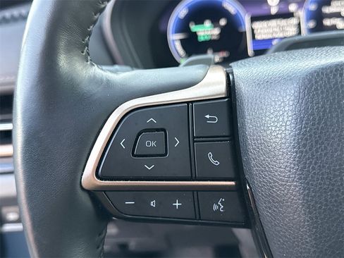 Used 2024 Toyota Grand Highlander AWD Hybrid image 25