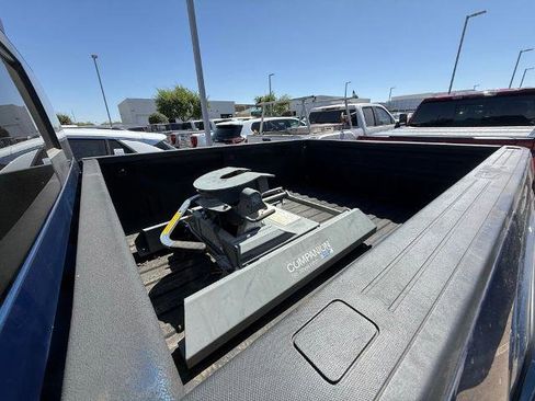 Used 2017 GMC Sierra 2500 Denali w/ Duramax Plus Package AWD/4WD image 14