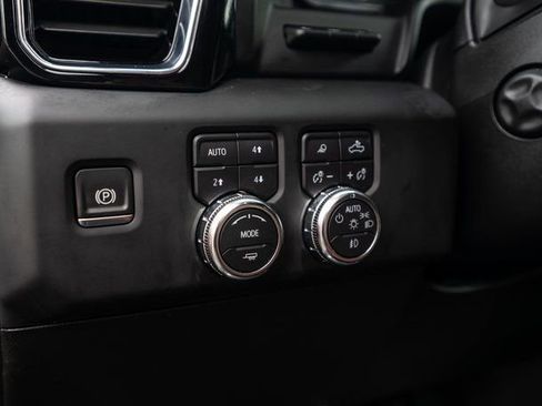 Used 2024 GMC Sierra 1500 Denali Ultimate image 31