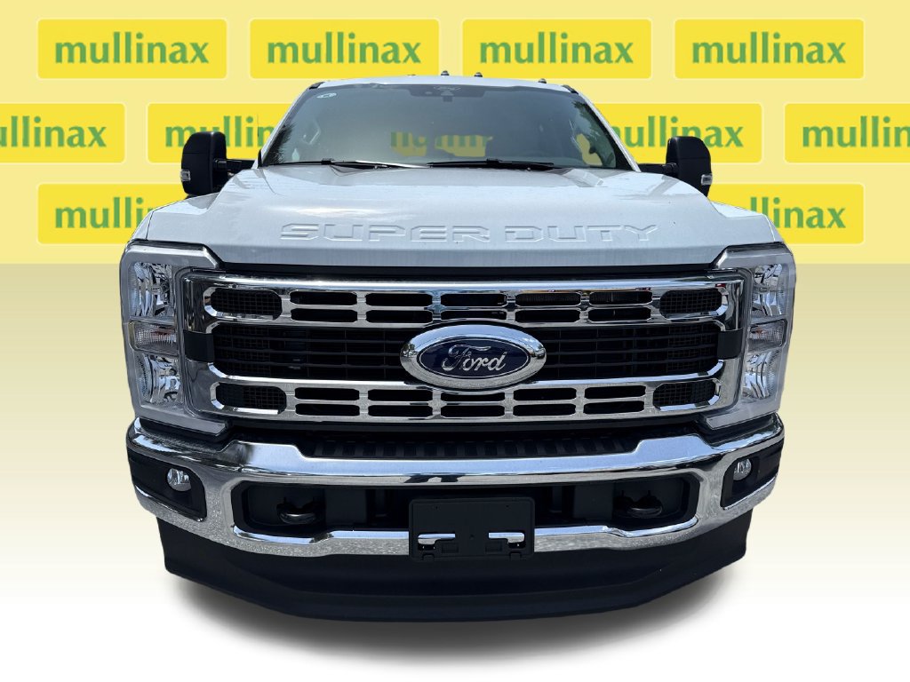 New 2026 Ford F350 XL w/ XL Chrome Package AWD/4WD image 11