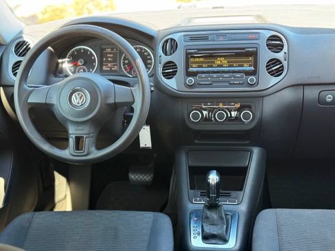 Used 2012 Volkswagen Tiguan S FWD image 33