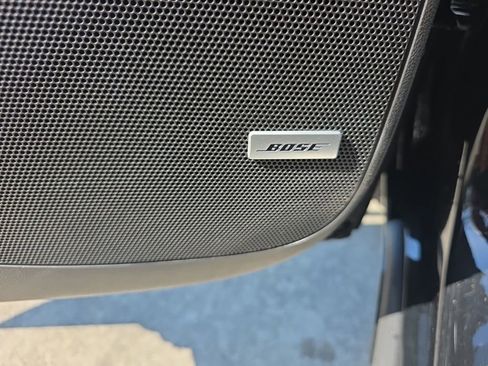 Used 2024 Buick Enclave Avenir w/ Avenir Technology Package image 25