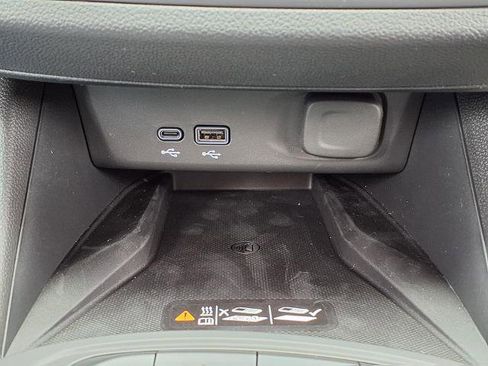 New 2026 Buick Envista Sport Touring w/ Convenience I Package FWD image 8