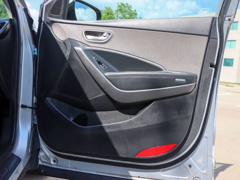 Used 2017 Hyundai Santa Fe Sport FWD image 9