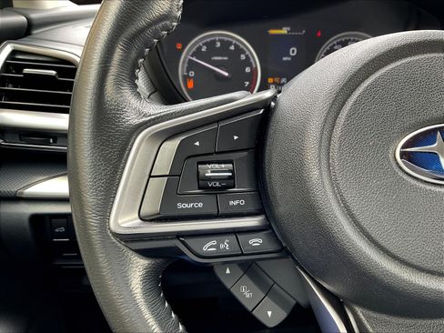 Used 2019 Subaru Forester Premium AWD/4WD image 11