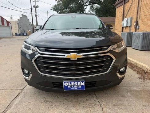 Used 2020 Chevrolet Traverse LT w/ Driver Confidence II Package AWD/4WD image 7
