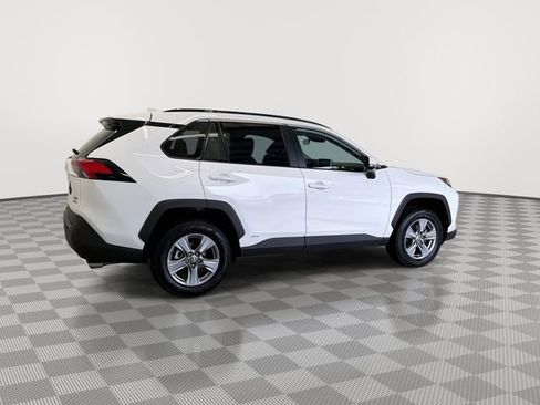 Used 2025 Toyota RAV4 XLE image 11
