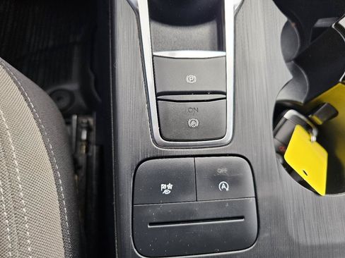 Used 2020 Ford Escape SE AWD/4WD image 21