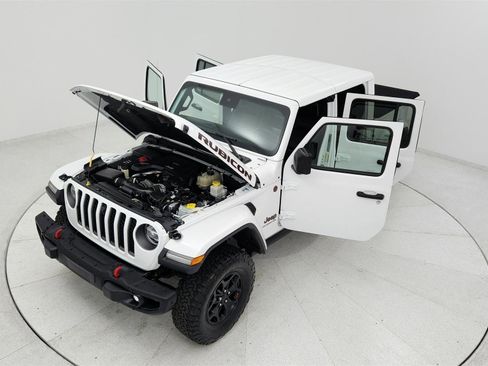 Used 2020 Jeep Gladiator Rubicon AWD/4WD image 21
