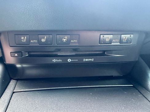 Used 2019 Lexus ES 350 w/ Premium Package FWD image 23