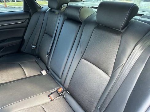 Used 2019 Honda Accord Sport image 12