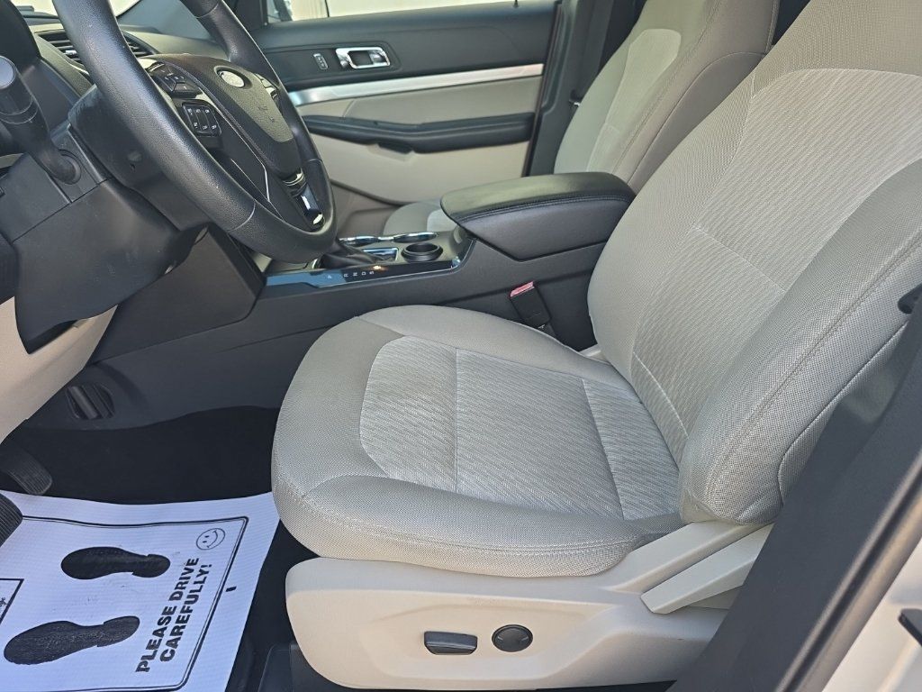 Used 2019 Ford Explorer FWD image 15