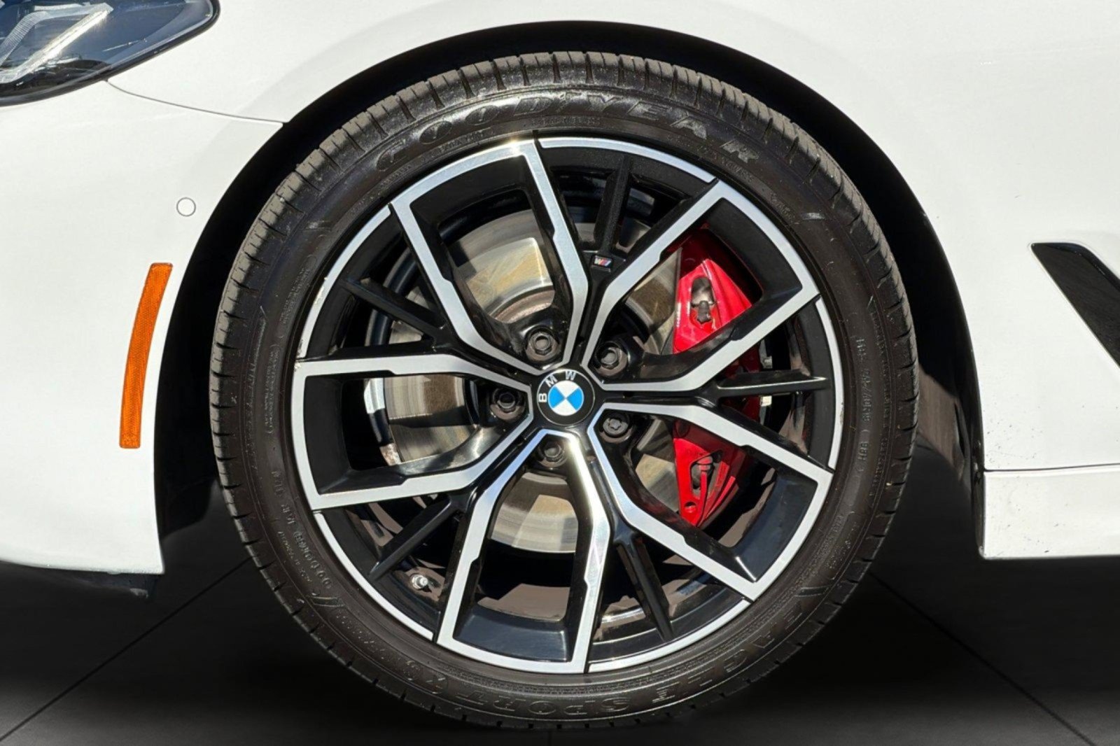Used 2023 BMW 530i w/ M Sport Package RWD image 25