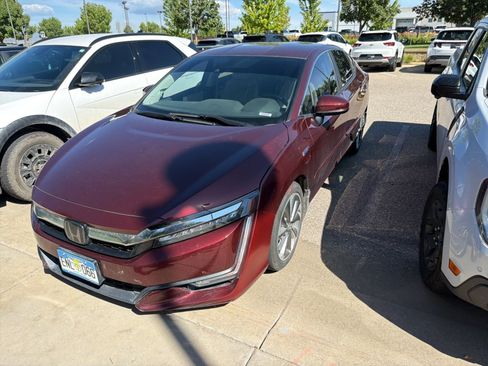 Used 2018 Honda Clarity Plug-In Hybrid image 1