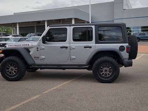 Used 2019 Jeep Wrangler Unlimited Rubicon w/ Cold Weather Group AWD/4WD image 23