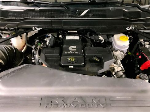 Used 2024 RAM 2500 Laramie w/ Safety Group image 31