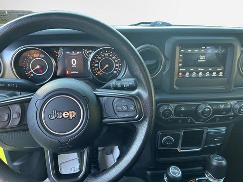 Certified 2023 Jeep Wrangler Unlimited Sport AWD/4WD image 16