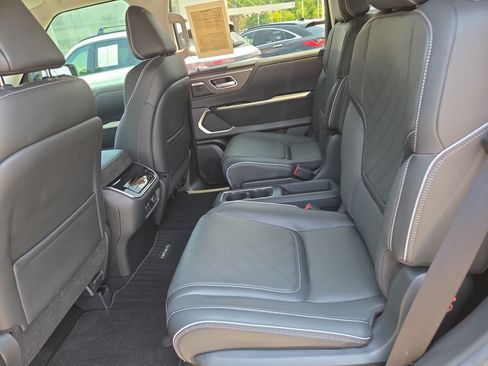 Used 2025 INFINITI QX80 Luxe AWD/4WD image 7