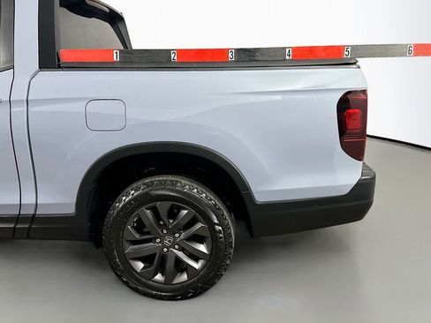 Used 2023 Honda Ridgeline Sport image 36