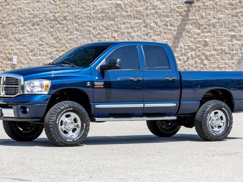 Used 2007 Dodge Ram 2500 Truck Laramie AWD/4WD image 15