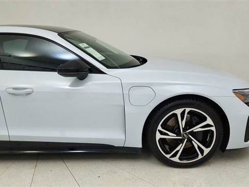 Used 2023 Audi e-tron GT Premium Plus w/ Performance Package image 7