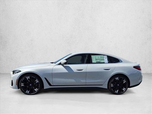 New 2026 BMW 430i w/ Premium Package RWD image 5