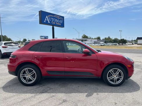 Used 2018 Porsche Macan AWD/4WD image 5