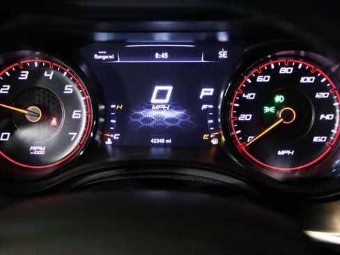 Used 2022 Dodge Charger R/T w/ Blacktop Package image 44